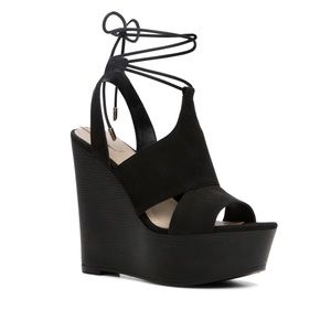 Black Wedges